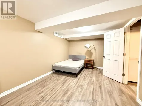 49 Woodlawn Avenue Brantford ON N3V 1A6