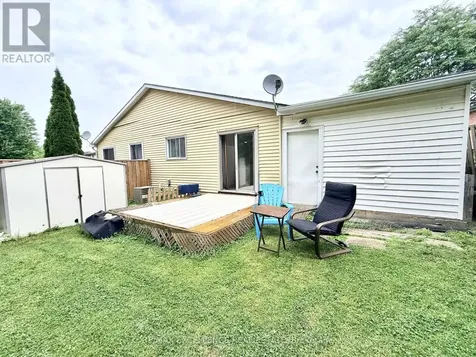 49 Woodlawn Avenue Brantford ON N3V 1A6