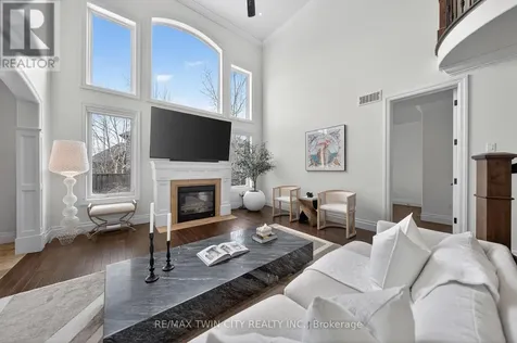 325 Deerfoot Trail Waterloo ON N2K 0B4