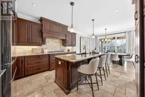 325 Deerfoot Trail Waterloo ON N2K 0B4