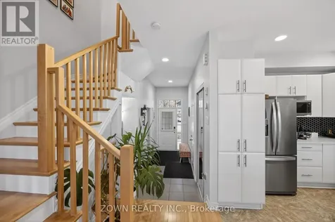 356 Kingbrook Drive Ottawa ON K2M 0G2