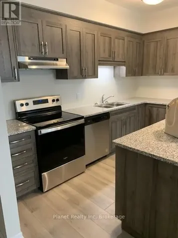 261 Woodbine Avenue Kitchener ON N2R 0S7