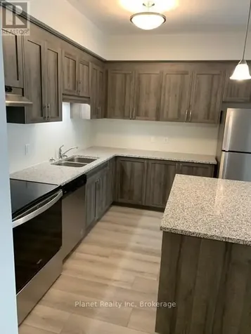 261 Woodbine Avenue Kitchener ON N2R 0S7