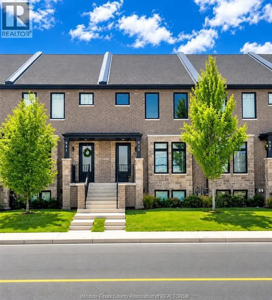 955 Walker Road Windsor ON N8Y 2N6