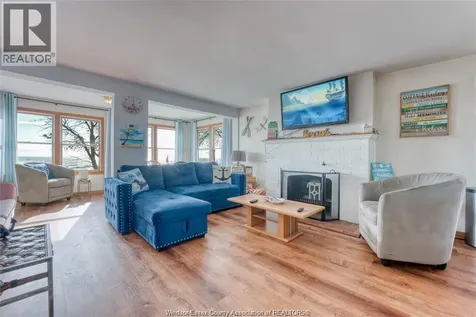 1049 Heritage Road Kingsville ON N9Y 2E6