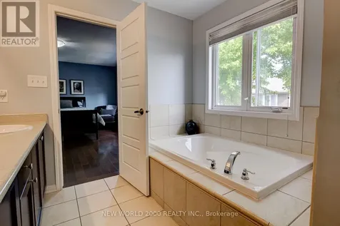 131 Chase Crescent Cambridge ON N3C 0C6