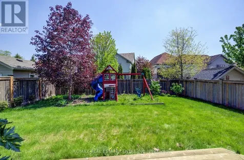 10 Deer Creek Street Kitchener ON N2A 0E7