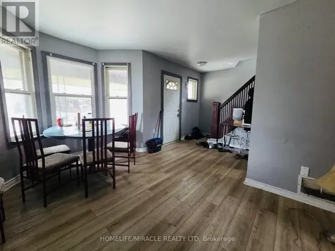 454 Rankin Avenue Windsor ON N9B 2R7