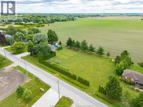 1056 Martin Lane Lasalle ON N9J 2X1