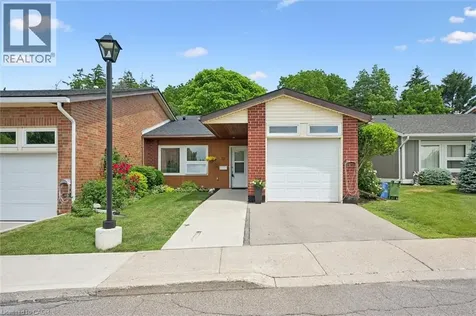 32 Cardinal Mindszenty Boulevard Hamilton ON L9B 2M3