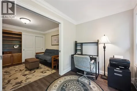 32 Cardinal Mindszenty Boulevard Hamilton ON L9B 2M3