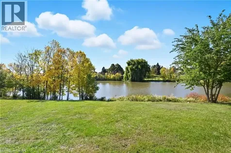 32 Cardinal Mindszenty Boulevard Hamilton ON L9B 2M3
