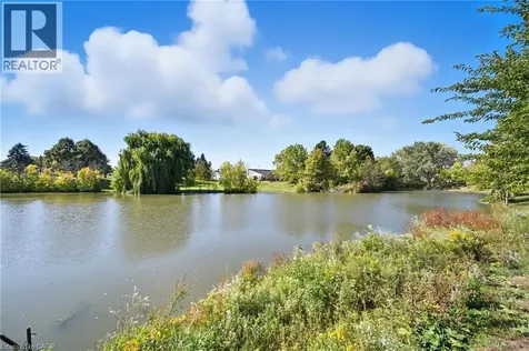 32 Cardinal Mindszenty Boulevard Hamilton ON L9B 2M3