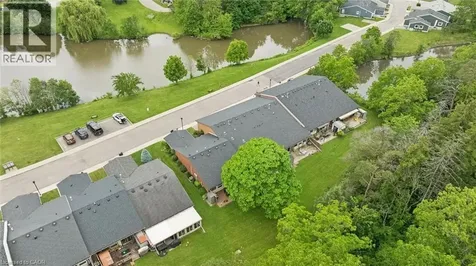 32 Cardinal Mindszenty Boulevard Hamilton ON L9B 2M3