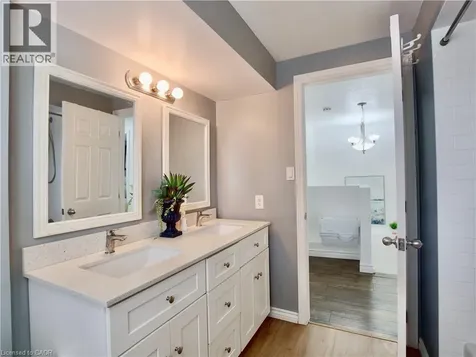 243 Rosebank Place Kitchener ON N2E 2R8
