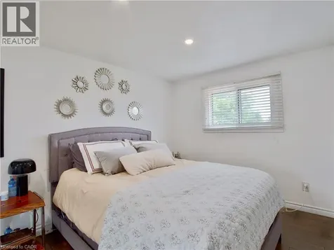 243 Rosebank Place Kitchener ON N2E 2R8