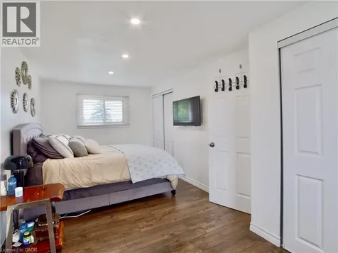 243 Rosebank Place Kitchener ON N2E 2R8