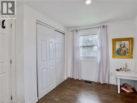 243 Rosebank Place Kitchener ON N2E 2R8