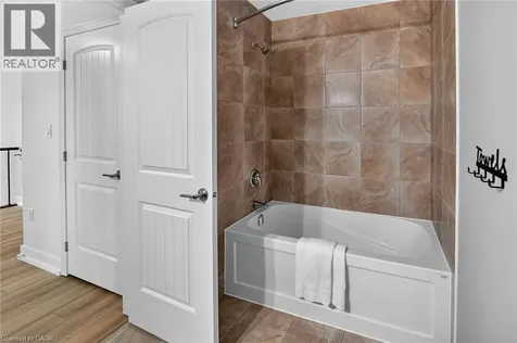 387 Murray Street Grimsby ON L3M 3P4