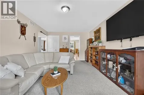 217 Pine Street Dunnville ON N1A 2L4
