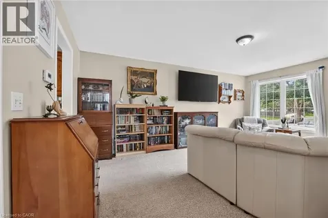 217 Pine Street Dunnville ON N1A 2L4
