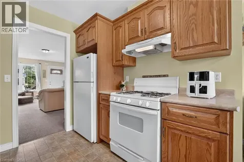 217 Pine Street Dunnville ON N1A 2L4