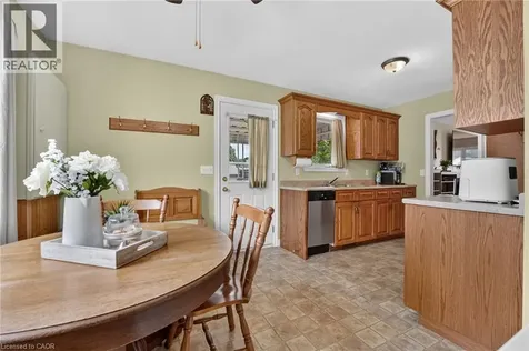 217 Pine Street Dunnville ON N1A 2L4