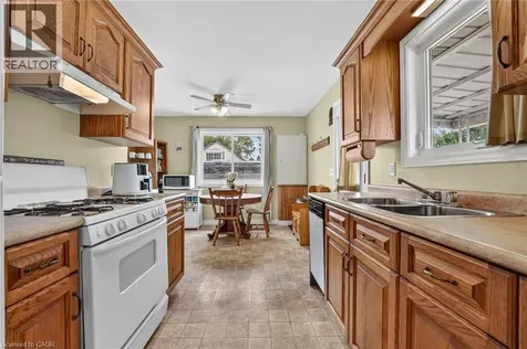 217 Pine Street Dunnville ON N1A 2L4
