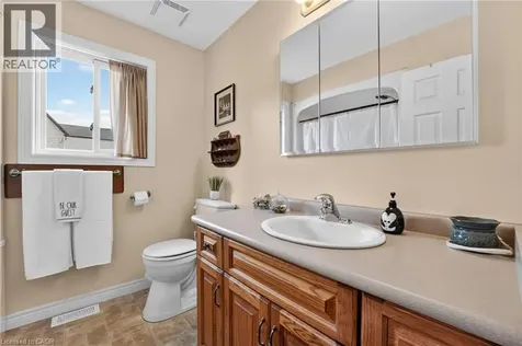 217 Pine Street Dunnville ON N1A 2L4
