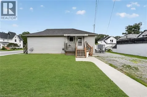 217 Pine Street Dunnville ON N1A 2L4