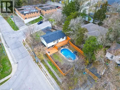 19 Broad Street Brantford ON N3R 7E1