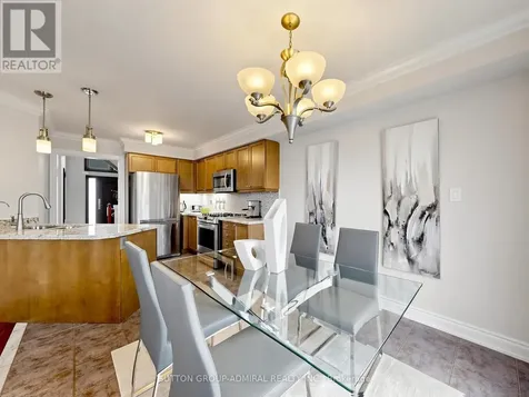 32 Beaverbrook Crescent Vaughan ON L6A 3T3