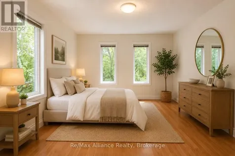 2006 Glenada Crescent Oakville (wc Wedgewood Creek) ON L6H 5R9