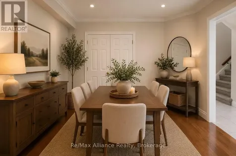 2006 Glenada Crescent Oakville (wc Wedgewood Creek) ON L6H 5R9