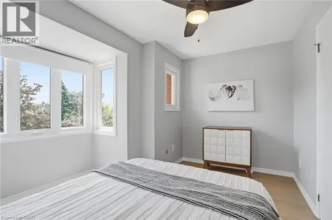895 Maple Avenue Burlington ON L7S 2H7
