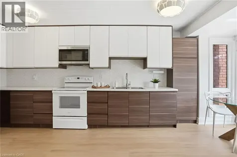 895 Maple Avenue Burlington ON L7S 2H7