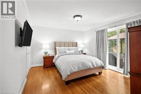 1589 Crediton Parkway Mississauga ON L5G 3X2
