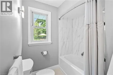 1589 Crediton Parkway Mississauga ON L5G 3X2