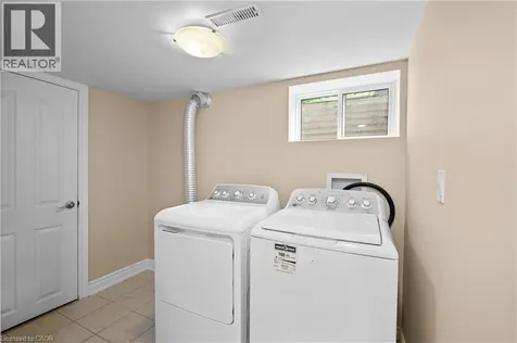 1589 Crediton Parkway Mississauga ON L5G 3X2