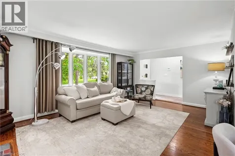 1589 Crediton Parkway Mississauga ON L5G 3X2