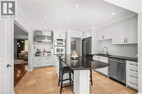 1589 Crediton Parkway Mississauga ON L5G 3X2