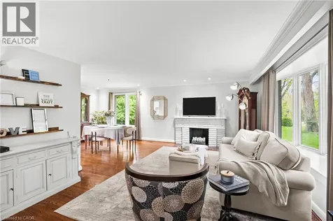 1589 Crediton Parkway Mississauga ON L5G 3X2