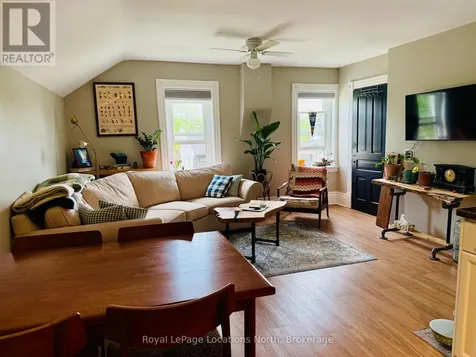 154 Hickory Street Collingwood ON L9Y 3E8