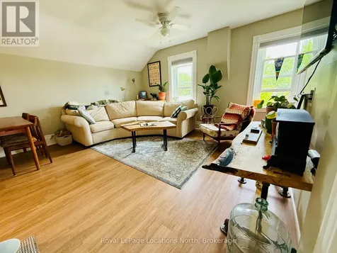 154 Hickory Street Collingwood ON L9Y 3E8