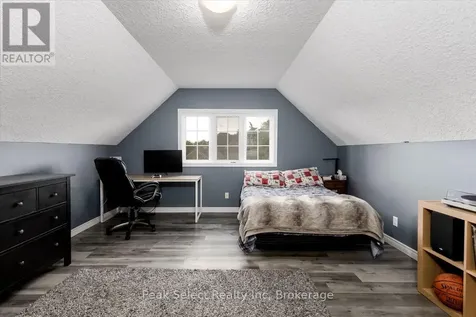 180 Ridgewood Crescent St. Marys ON N4X 1E8