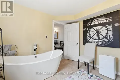 144 Bayview Lane Brighton ON K0K 1L0