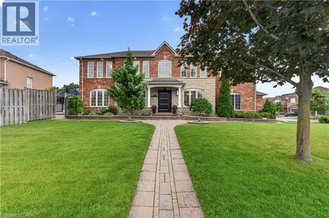 840 Brass Winds Place Mississauga ON L5W 1T3