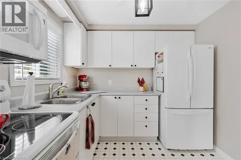 351 Northview Heights Place Cambridge ON N1R 8J1