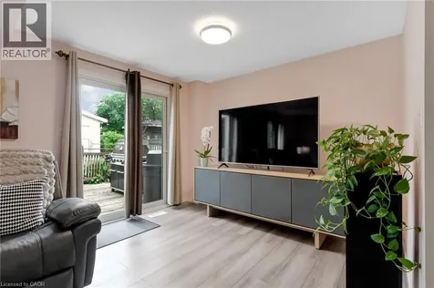 351 Northview Heights Place Cambridge ON N1R 8J1