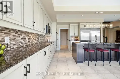 580 Pinawa Circle Ottawa ON K2J 5Y2
